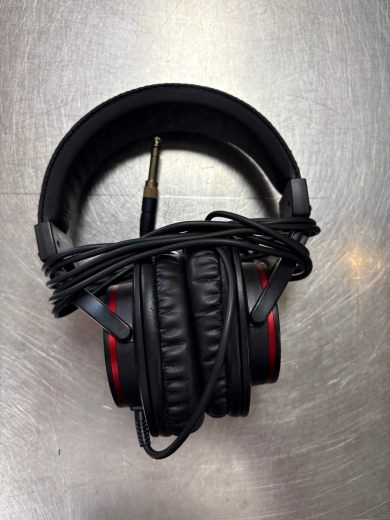Store Special Product - Focusrite - SCARLETT2I2STM4